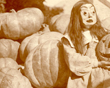 10 Old Halloween Photos To Chill The Soul
